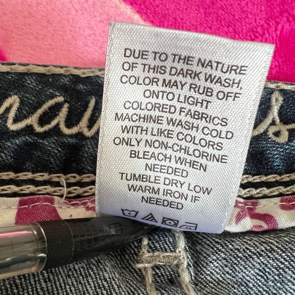 Maurices EUC Denim Bootleg Jeans Size 11/12L - Picture 3 of 13